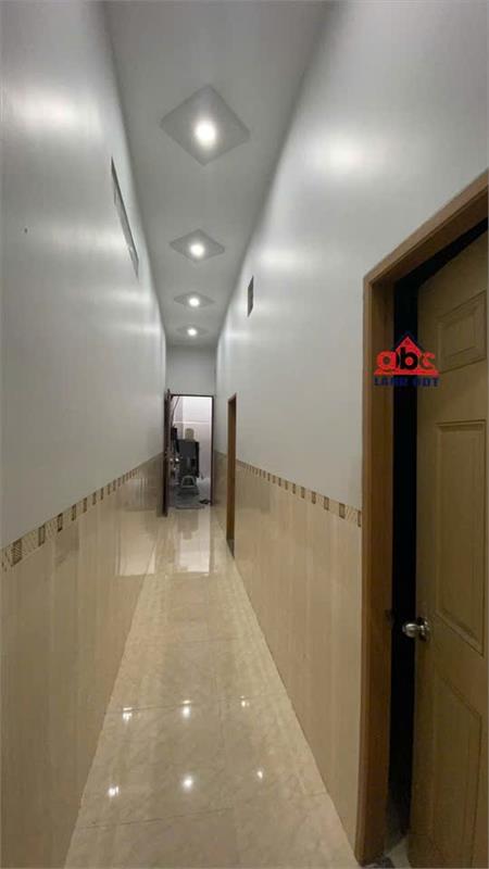 NP1109 nhà đẹp khu xóm đạo an ninh. đông đúc dân cư tấp nập. gần chợ. trường học2315297