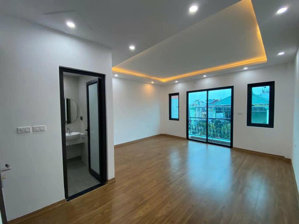Nhà đẹp Vân Canh đường Trịnh Văn Bô 36m2 7 tầng thang máy Gara oto2506642