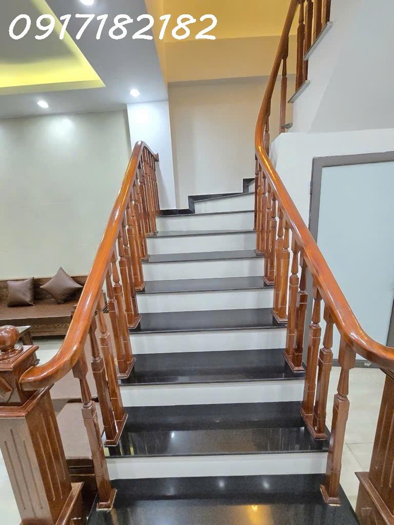 BÁN NHÀ NGÔ GIA NGÕ 48 NGÔ GIA TỰ-LB 50M2 MẶT TIỀN 4M 4 TẦNG .6TY82569019