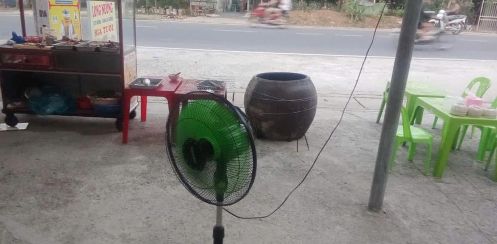 CHÍNH CHỦ CẦN SANG QUÁN TẠI(GẤP GẤP) - -Ấp Hòa Bình -xã giang điền -trảng bom- Đồng Nai -gần khu du lịch thác giang điền2546666