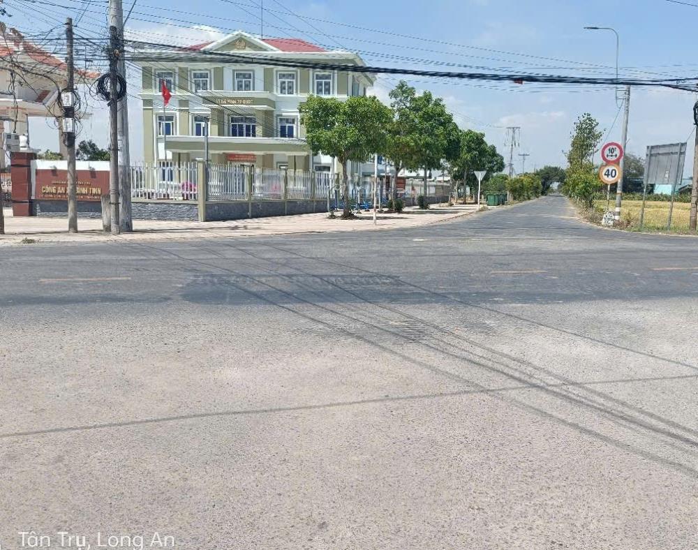 ĐẤT ĐẸP - GIÁ Yêu Thương - Vị Trí Tại : XÃ BÌNH TỊNH. TÂN TRỤ. LONG AN2624746