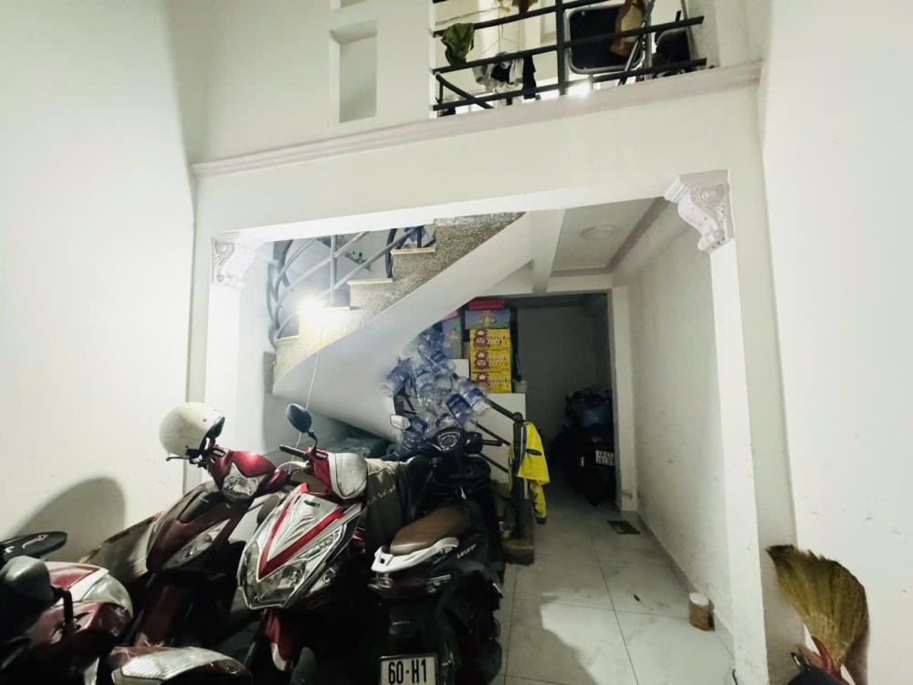 Bán nhà quận 10, đường Điện Biên Phủ, 32m2, 5 tầng, hẻm 7m, 8.5 tỷ2653594