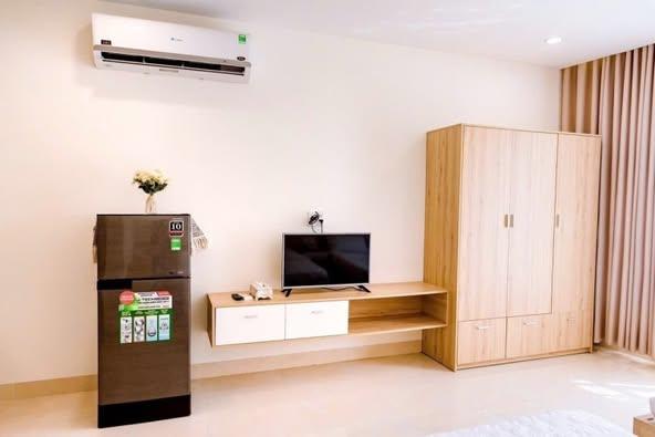 Tòa căn hộ biển Mỹ Khê 8 tàng -Dòng tiền 70 triệu tháng - Giá chỉ 19,2 tỷ .2455628