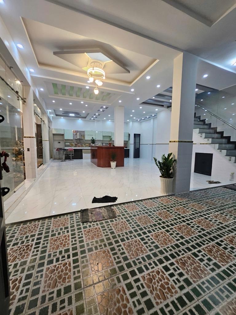 Bán Gấp Nhà Mặt Tiền An Dương Vương - Dòng Tiền 22 Triệu/Tháng, Tiện Ích Liền Kề!2626671
