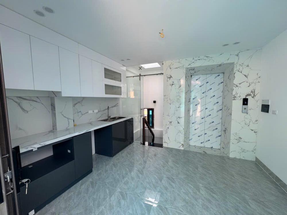 Bán nhà Phố Thái Hà, Vị Trí Đắc Địa, An Sinh Tuyệt Đỉnh, 33mx7T, Giá: 11.3 Tỷ, Lh: 0396935190.2433767
