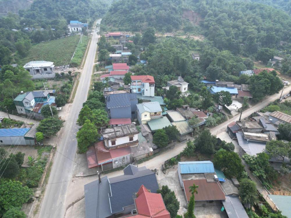 ĐẤT ĐẸP - GIÁ TỐT - Vị Trí Đắc Địa Tại Thị trấn Ba Hàng Đồi, Huyện Lạc Thuỷ, Tỉnh Hoà Bình2468905