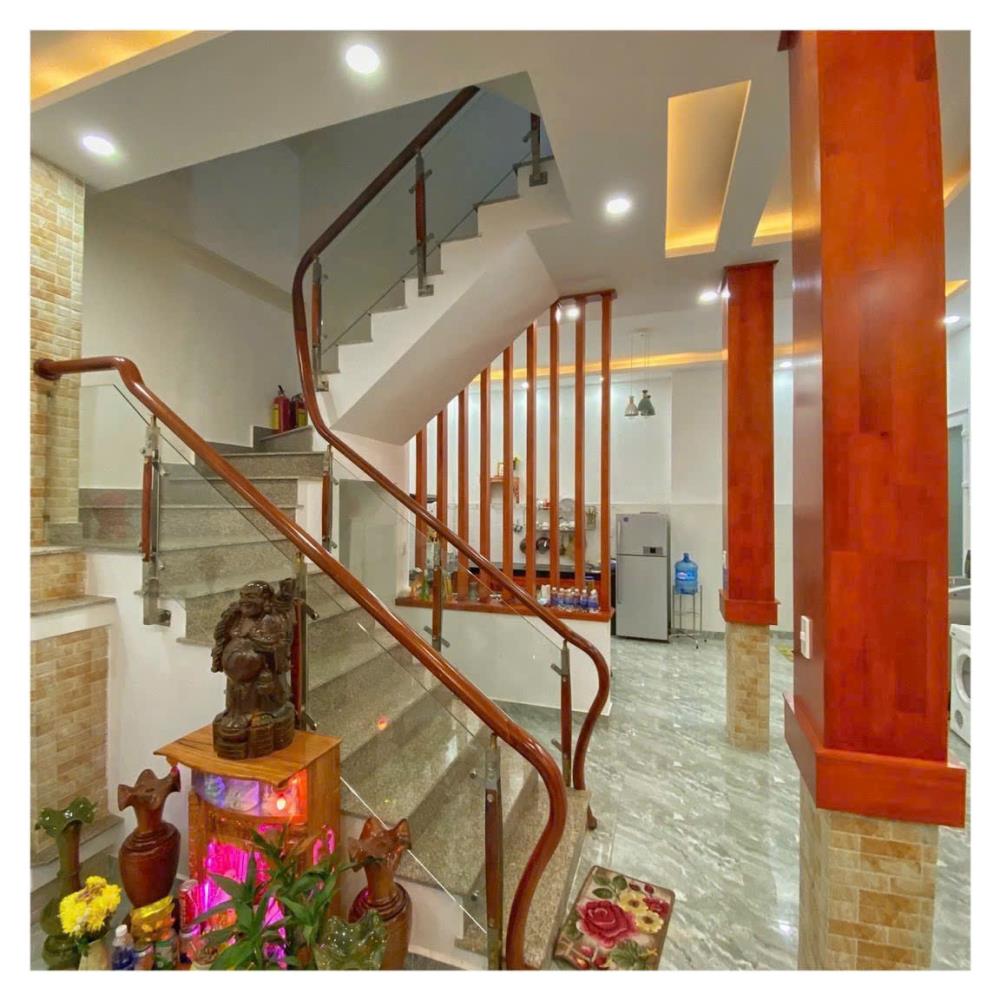 SỐC GIẢM 1.5 TỶ BÁN NHANH KHÁCH SẠN GẦN CHỢ ĐÊM ĐÀ LẠT ĐƯỜNG TRƯƠNG CÔNG ĐỊNH P1 CHỈ 6.5 TỶ2397941