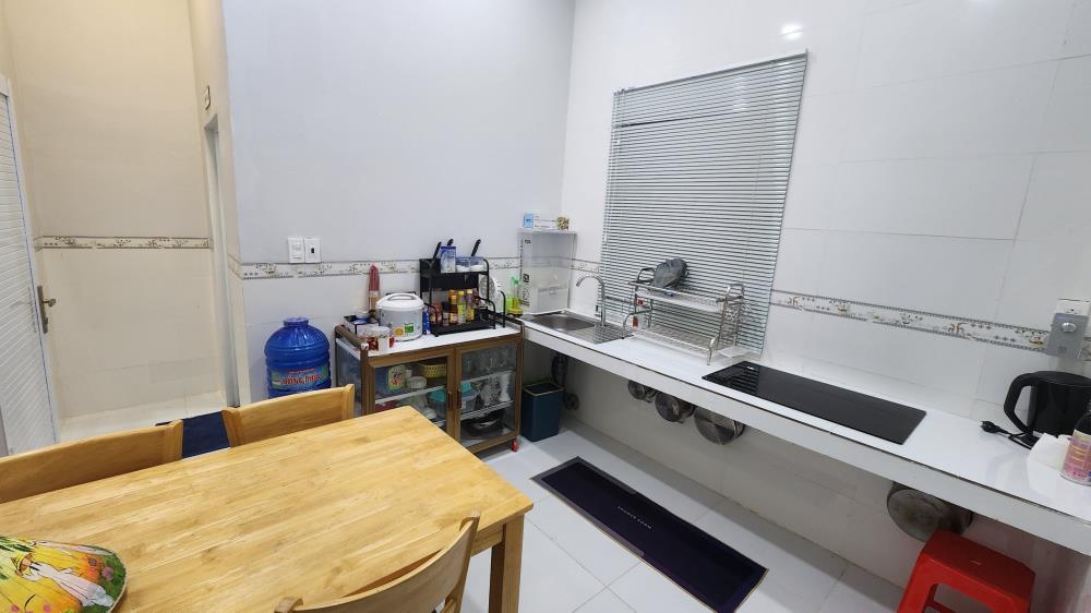 BÁN GẤP CỬA HÀNG MẶT TIỀN NGUYỄN VĂN QUY - CẦN THƠ - 2.8 TỶ - 270M2 - SỔ HỒNG2554677