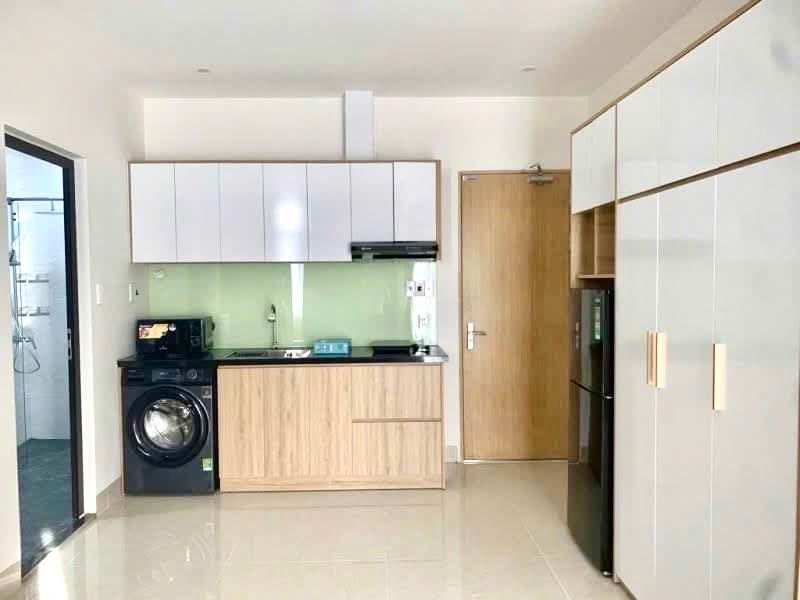 Tòa nhà 4,5 tầng biển Mỹ Khê-Dòng tiền 40 triệu tháng -Giá 12,49 tỷ.2387247