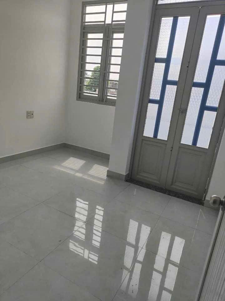 Nhà Đẹp - Giá tốt chính chủ cần bán gấp căn nhà đẹp vị trí tại huyện Hóc Môn, TPHCM2384595
