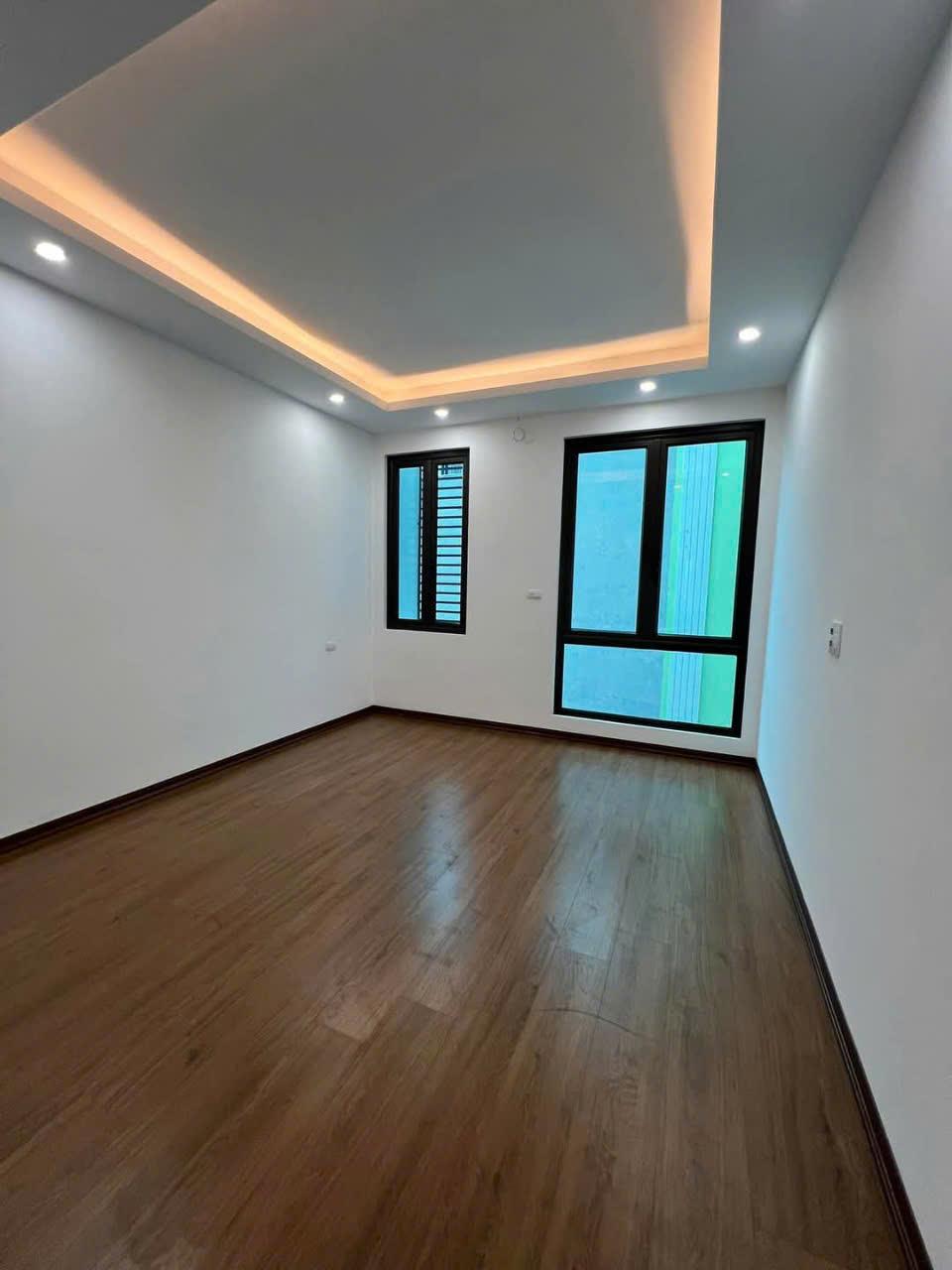 BÁN NHÀ MẶT PHỐ KIM GIANG, THANH TRÌ 30 5 3.15 7.5 TỶ2563585