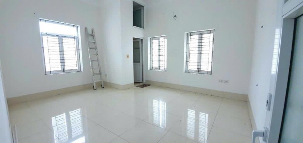Cho thuê căn nhà mặt đường Trần Phú nở hậu làm cửa hàng kinh doanh hoặc trụ sở văn phòng2394582