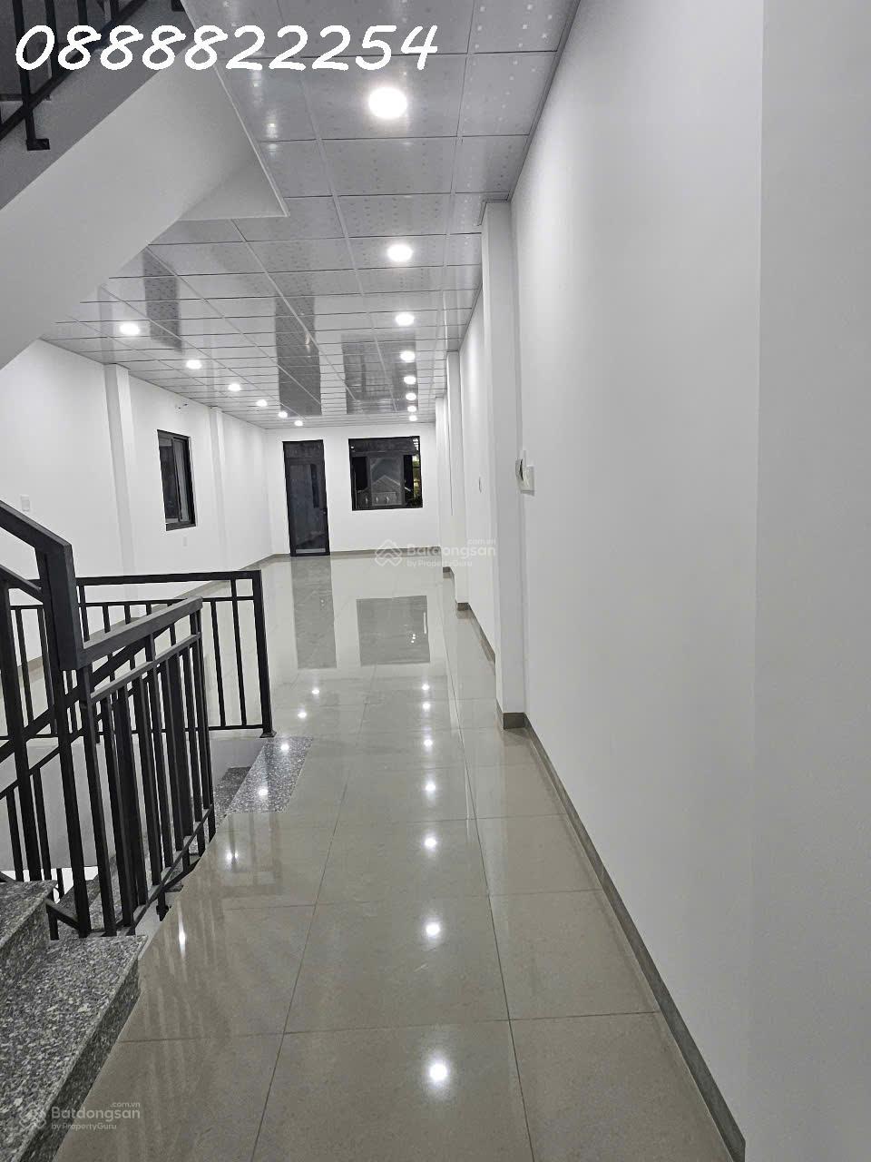 Cho thuê nhà 4x22m mặt tiền Nguyễn Văn Cừ, phường An Hòa, quận Ninh Kiều, nhà mới xây 100%2455869