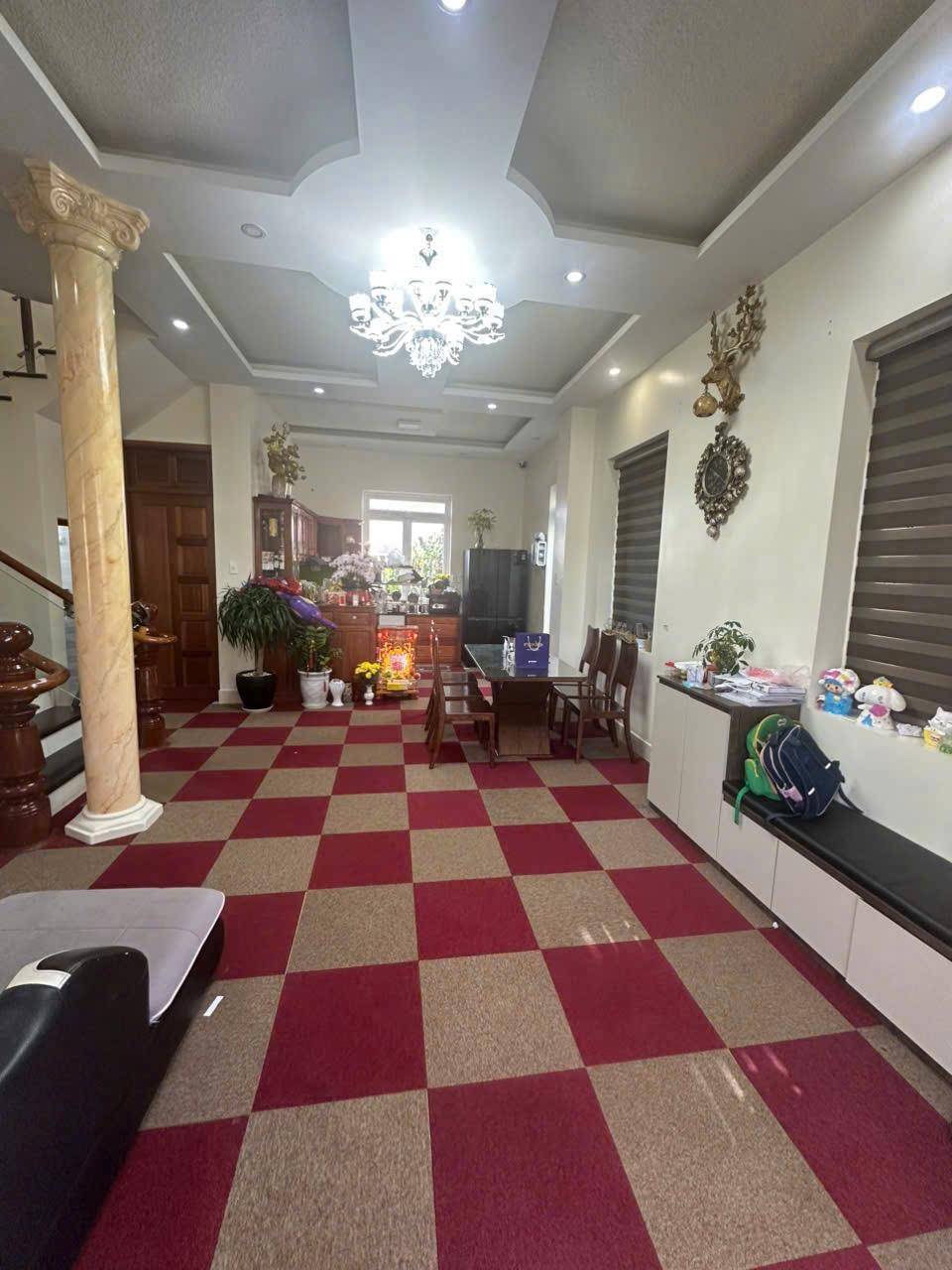 CẦN BÁN HOẶC CHO THUÊ – BIỆT THỰ SANG TRỌNG P8, ĐÀ LẠT,  Lâm Đồng2474128