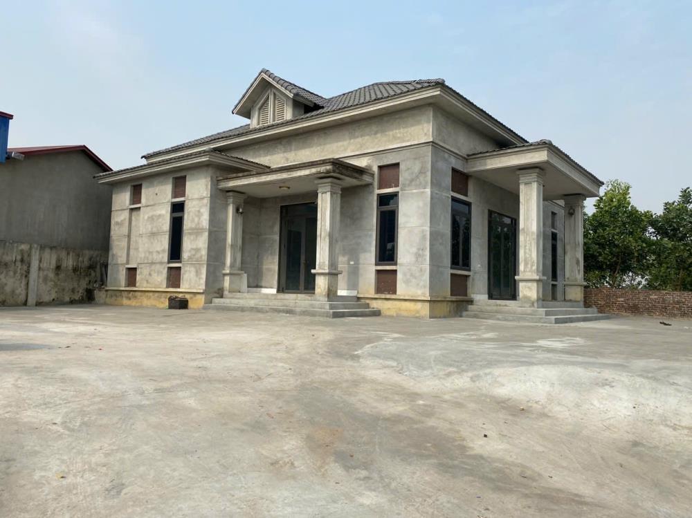 BÁN 610M ĐẤT TẠI THÀNH CÔNG, PHỔ YÊN, THÁI NGUYÊN. TẶNG KÈM CĂN NHÀ MỚI HOÀN THIỆN. THẾ ĐẤT CAO. GẦN ĐƯỜNG LIÊN KẾT VÙNG THÁI NGUYÊN- BẮC GIANG- VĨNH PHÚC. GIÁ CÓ HƠN 2 TỶ.2369702