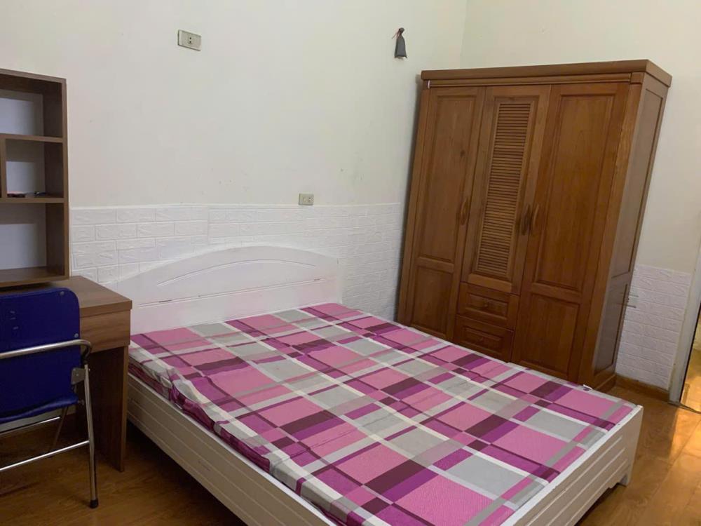 Cho thuê nhà nguyên căn ngõ 175 Định Công, 45m2, 3.5 tầng, 3 ngủ, 9tr5 vào ngay2519037