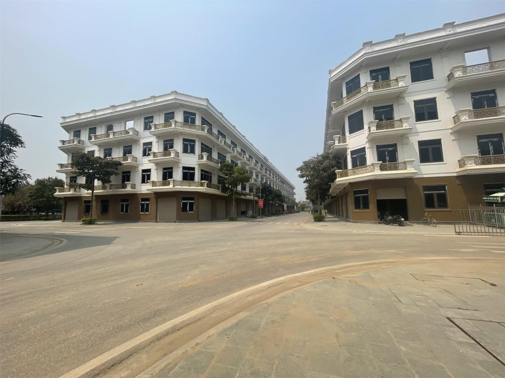 SHOPHOUSE ĐẠI LỘ CSEDP. GIAO NHÀ KINH DOANH NGAY. SẴN SỔ. LH: 0966 343 9692588022