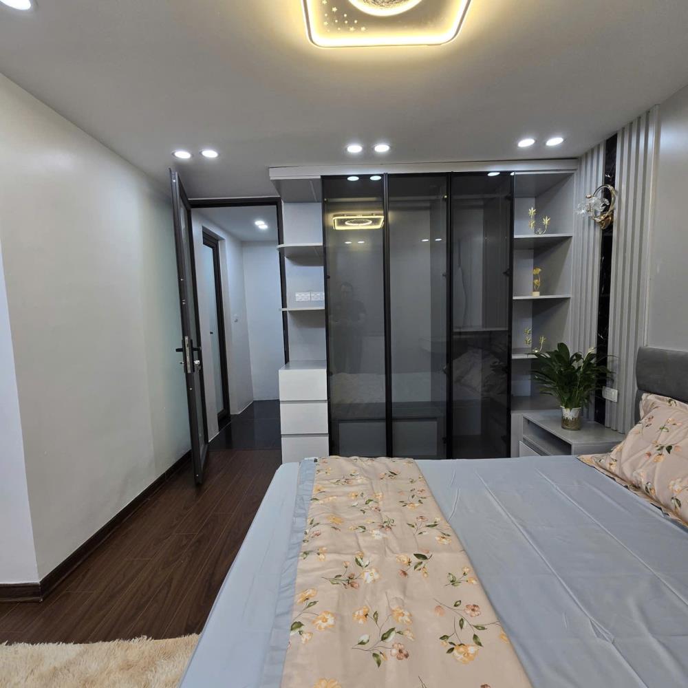 HIẾM BÁN NHÀ DÒNG TIỀN  - HOÀN KIẾM – 7 TẦNG THANG MÁY – CCMN DÒNG TIỀN KHỦNG – 12.6 TỶ lh08176065602639141
