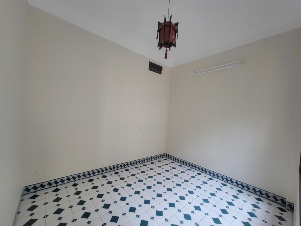 Cho thuê nhà Phân Lô ô tô Đầm Trấu, 4 tầng x 50m2, 5 ngủ, 18 Triệu làm VP, KD online2593477