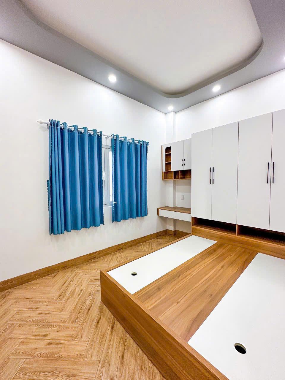 BÁN NHÀ FULL NỘI THẤT XỊN XÒ, KIẾN TRÚC HIỆN ĐẠI, XE HƠI TỚI NHÀ2551148