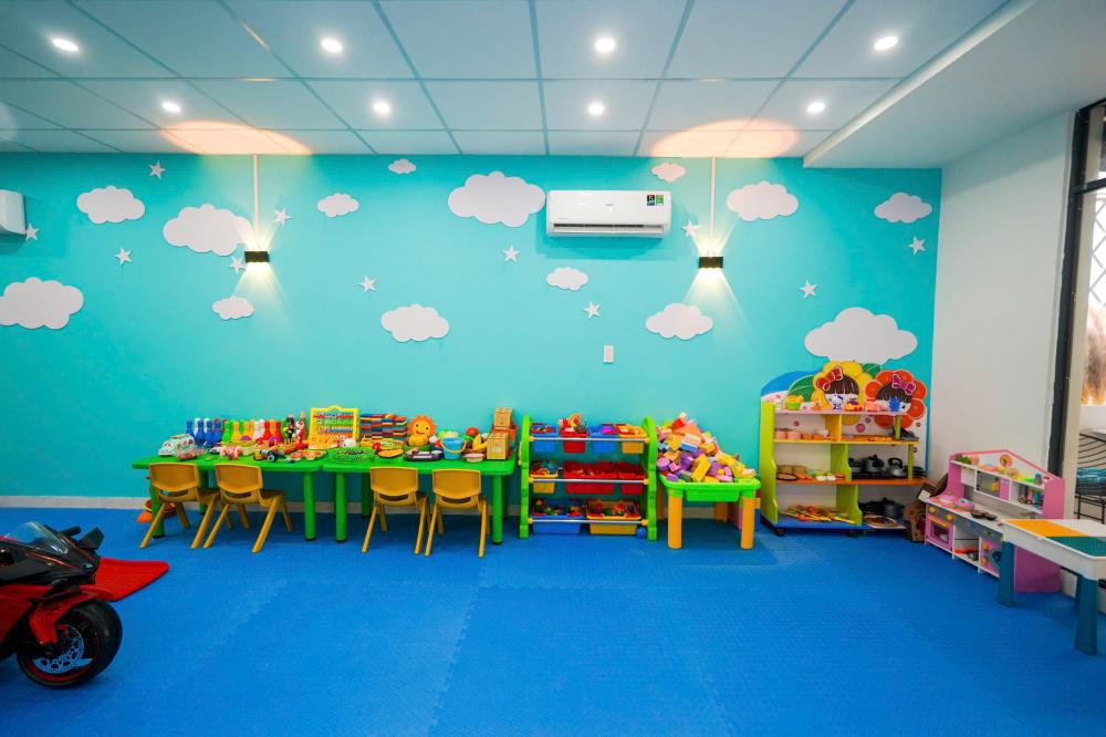 Sang Quán Cafe, Trà Sữa Sở Hữu Fanpage 10k Like , 11 Lượt Theo Dõi2357194