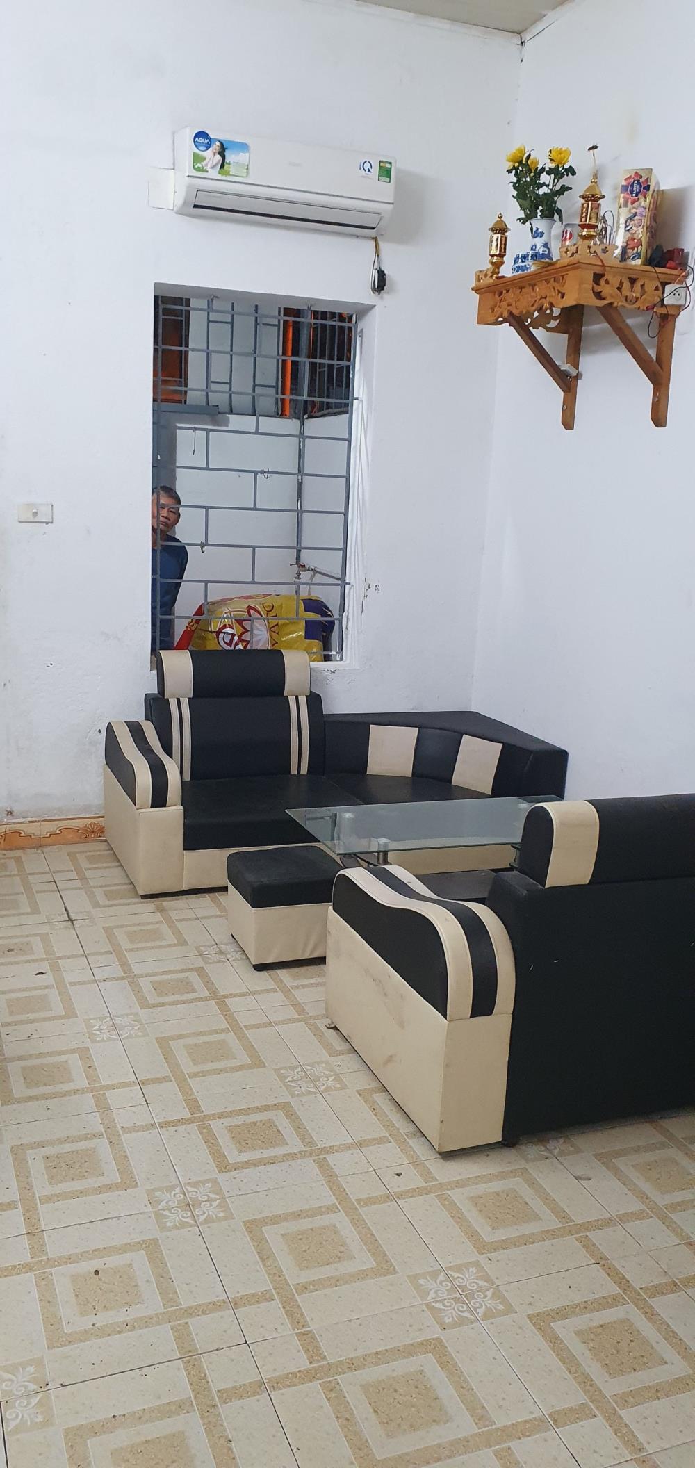 Cho thuê nhà cấp 4 Thuý Lĩnh 4.5 Triệu (ngay trường Mầm Non Thuý Lĩnh)2409975
