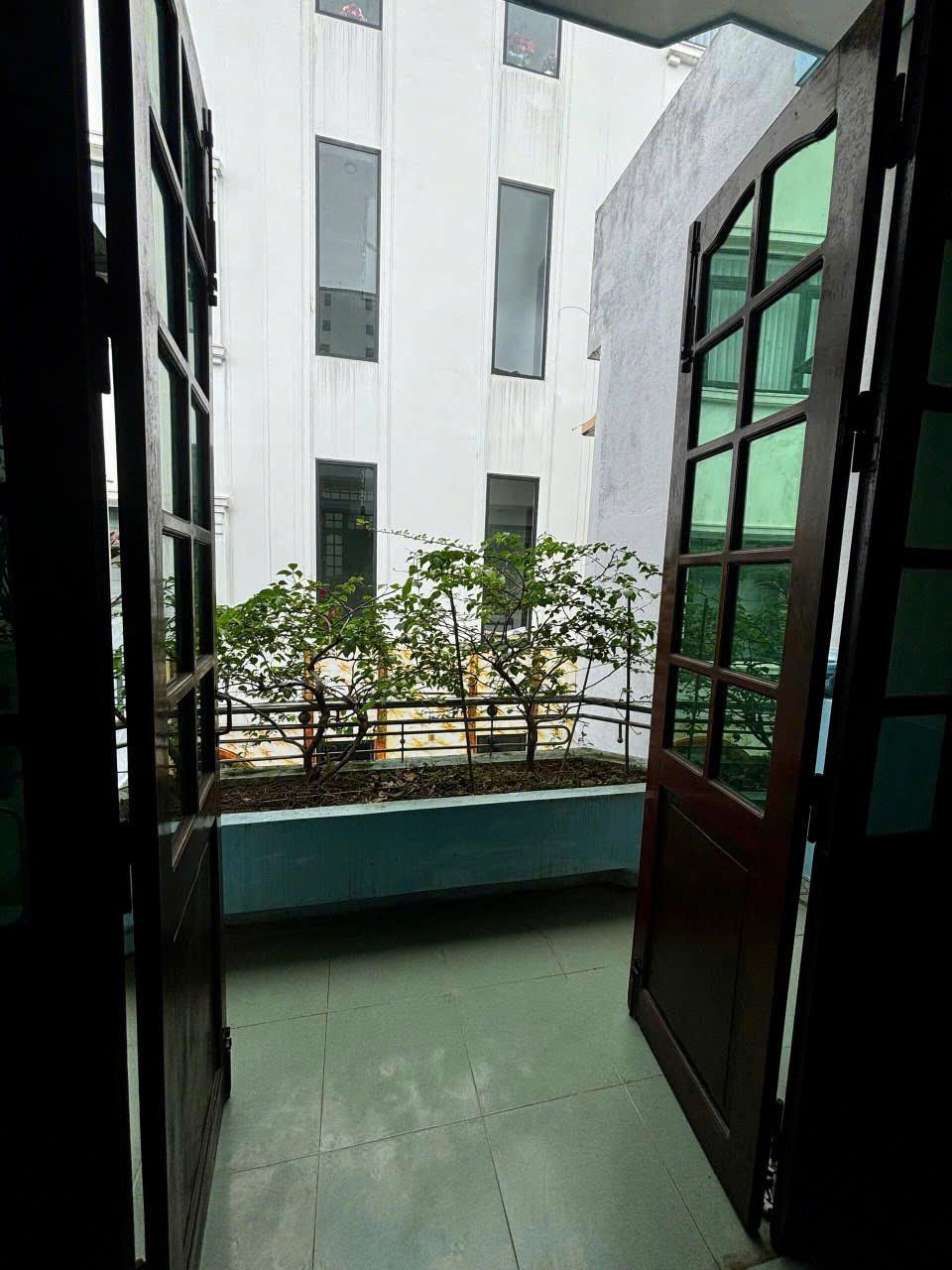 CHÍNH CHỦ CẦN BÁN NHANH CĂN NHÀ 2 TẦNG TẠI đường Lê Văn Sĩ, P Trần Phú, TP Quảng Ngãi, Quảng Ngãi2493657