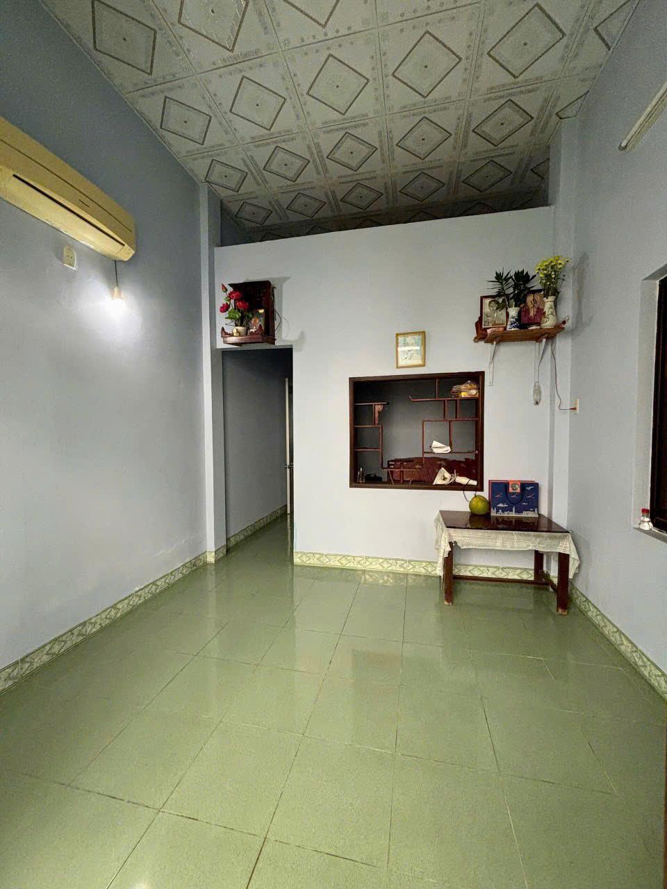CHÍNH CHỦ CẦN BÁN NHANH CĂN NHÀ 2 TẦNG TẠI đường Lê Văn Sĩ, P Trần Phú, TP Quảng Ngãi, Quảng Ngãi2493655