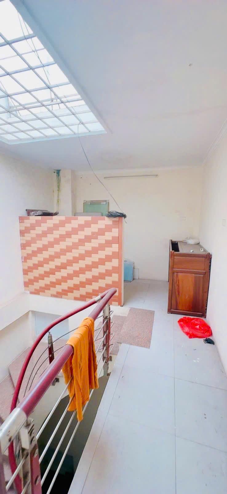 Bán nhà mặt ngõ Quan Nhân 45m 6 tầng ba bước ra mặt phố nhà lô góc 2 thoáng chỉ nhỉnh 12 tỷ kh 09751245202677154