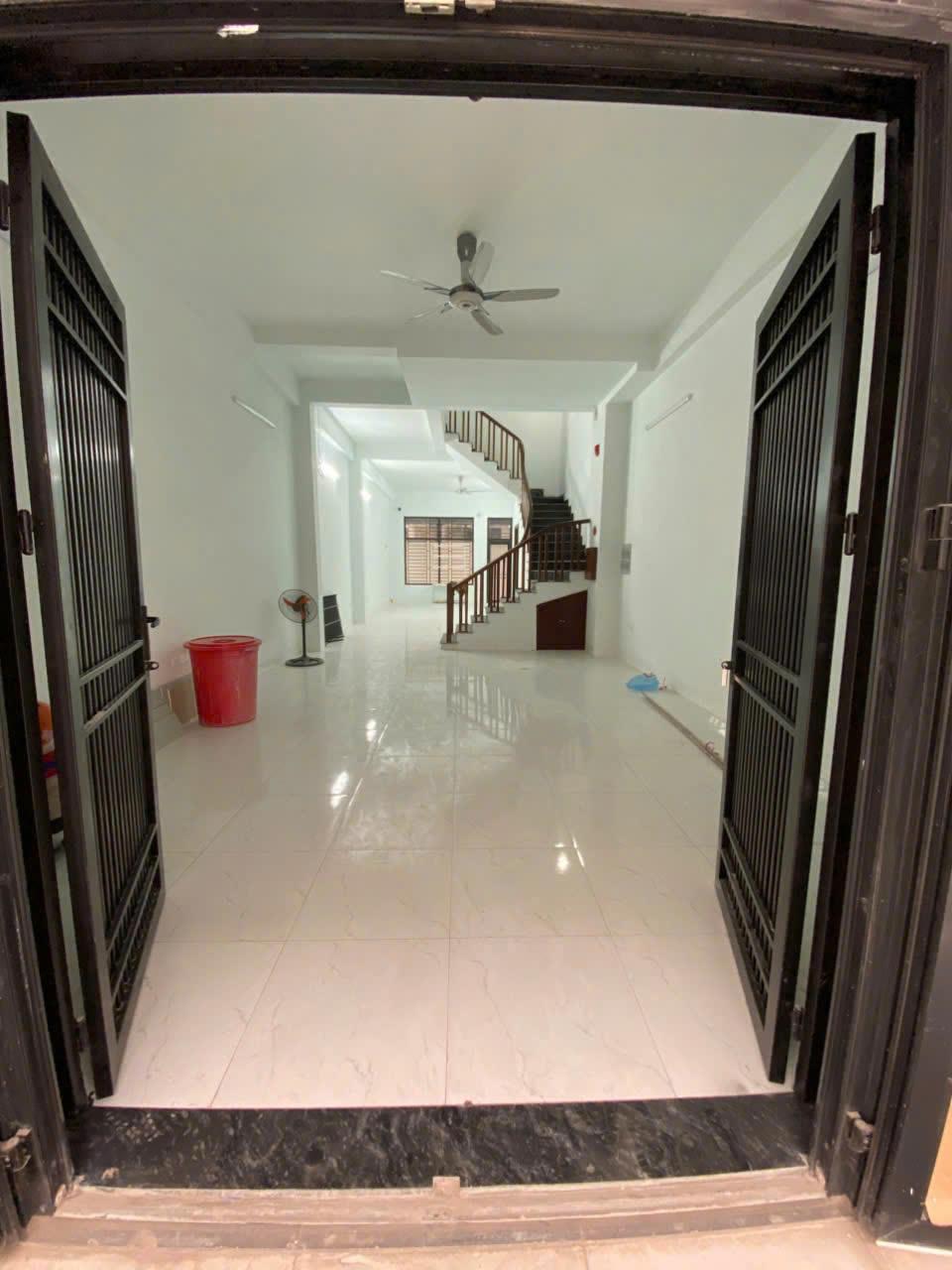 MÌNH CHÍNH CHỦ CHO THUÊ PHÒNG TRỌ , CHUNG CƯ MINI GIÁ TỐT - KHU ĐÔ THỊ LOUIS CITY HOÀNG MAI2601506