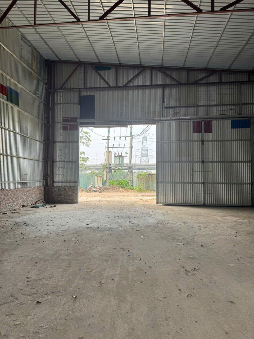 cho thuê kho xưởng tại Yên Thường, Gia Lâm , Hà Nội. Diện tích 1000m, khung thép hộp cao 8m mái chống nóng đường xe container đỗ cửa giá 60k/m2600648