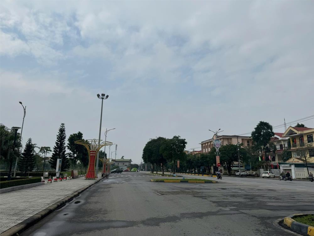 Bán khu đất trước mặt hoạt động đối diện khu vui chơi công viên Fidel Đông Hà2325608