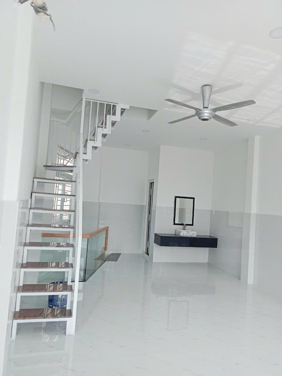CHÍNH CHỦ Cần Cho Thuê Nguyên Căn Nhà Mặt Tiền Đường Tân Thạnh, Châu Thành, Tiền Giang2397999