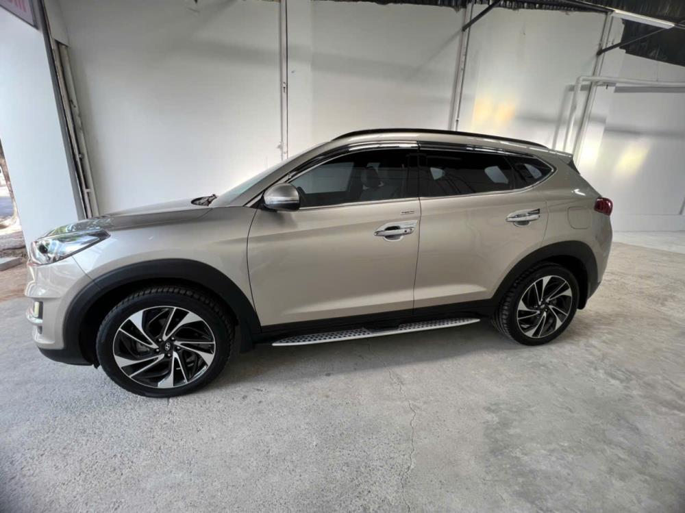 Hyundai Tucson 1.6 Turbo 2020, Giá bán: 696 triệu (có bớt Lộc), Ghi Vàng, nội thất Kem.2472362