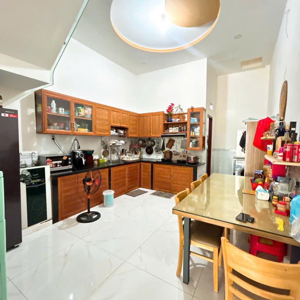 Bán nhà lầu P. Hoá An, sau cty Pouchen, đường nhựa 12m chỉ 2 tỷ8502497806