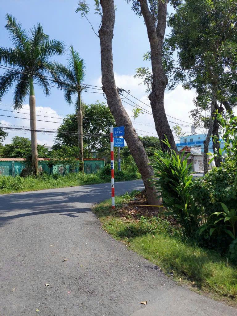 CẦN BÁN ĐẤT Ở:  XÃ TÂN PHÚ TRUNG, H.CỦ CHI, TP. HCM2576232