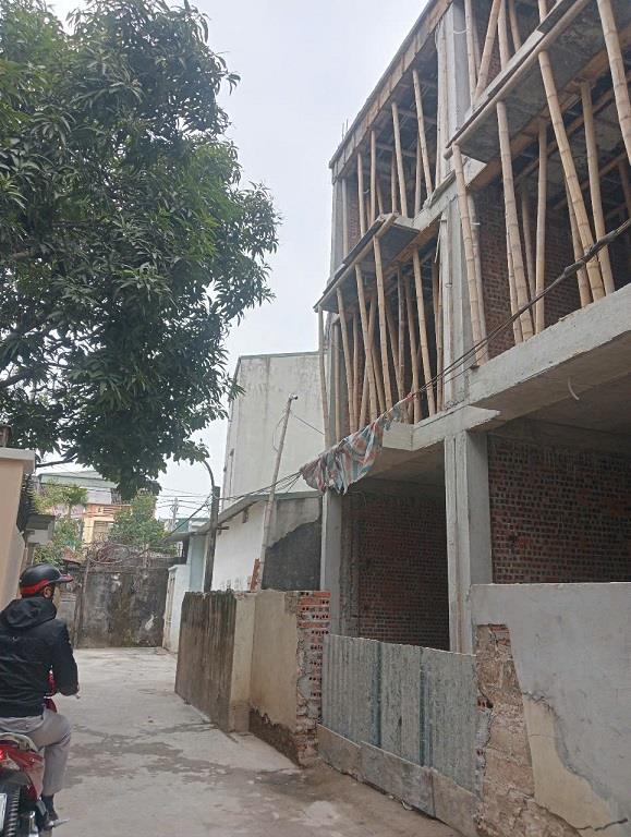 Cc em bán nhanh 2 căn nhà xây tâm huyết tại Trần Bình Trọng, gần Chợ Đông Thành, Trường Cấp 3 Chuyên Lam Sơn2429333