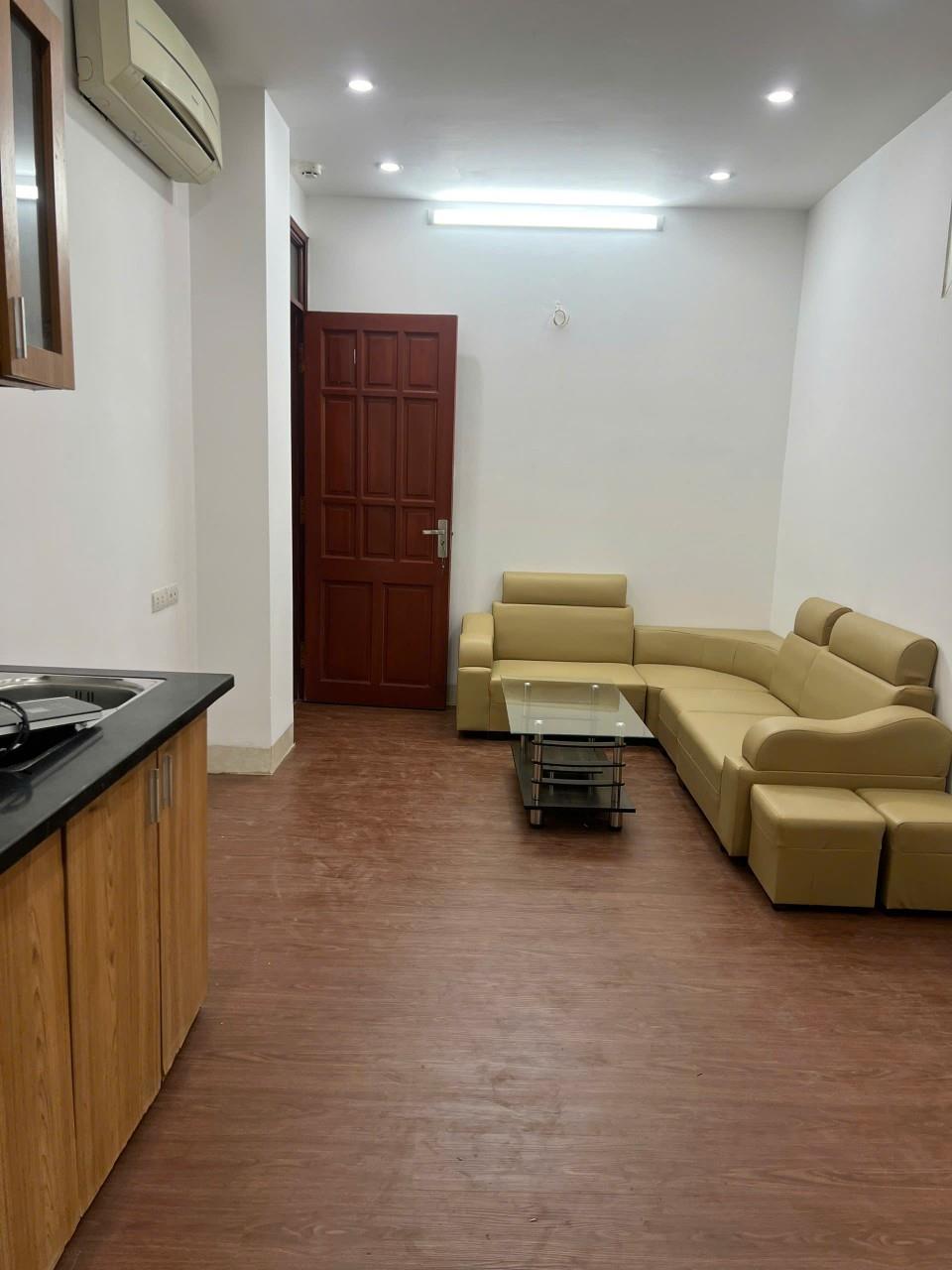 Cho thuê căn hộ CCMN ngõ 213 Phố Giáp Nhất 50m2, 2 ngủ, Full đồ, chỉ 7 triệu/tháng.2379947