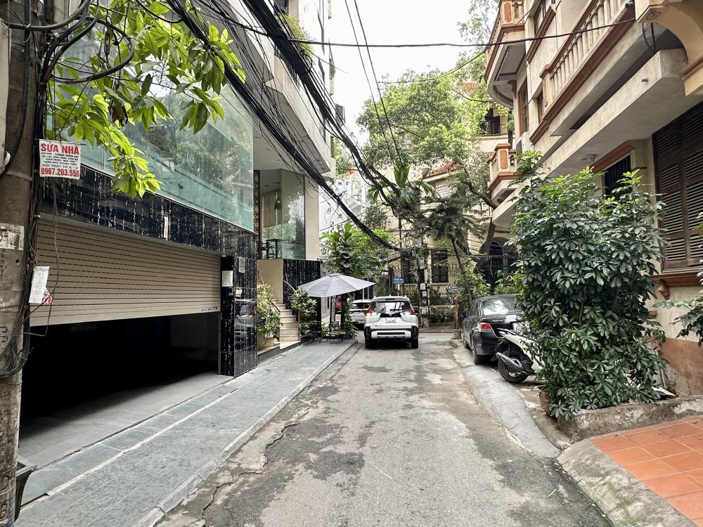 (Tin thật 100%) Bán Apartment lô góc 131m2 tại Hoàng Cầu - Ô tô vào nhà - Dòng tiền 2,4 tỷ/năm2596723