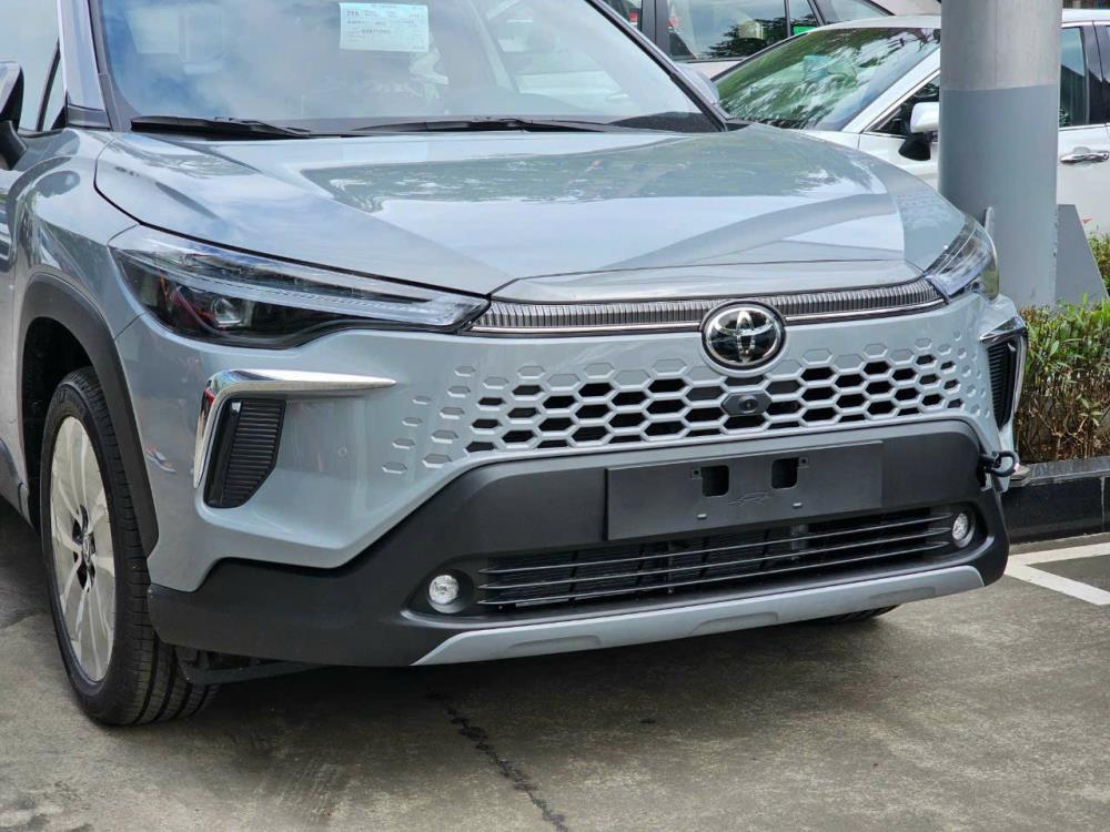 Cần Bán Xe COROLLA CROSS MỚI 2644009