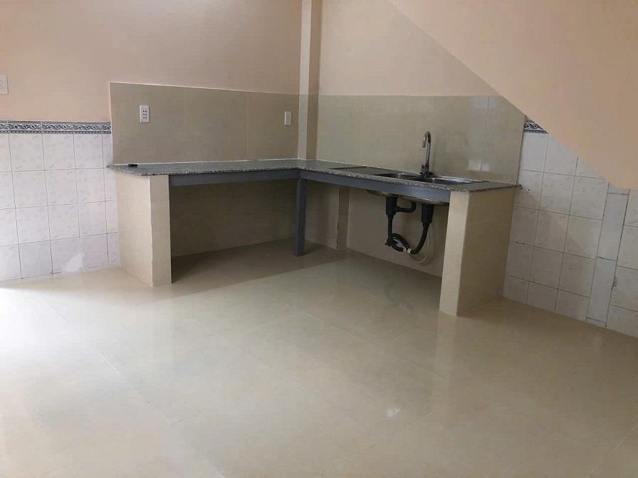 Chính chủ cần cho thuê Nhà 2 tầng 3 mặt tiền hẻm xe tải 1 sẹc cách Hương Lộ 2 khoảng 50m2432520