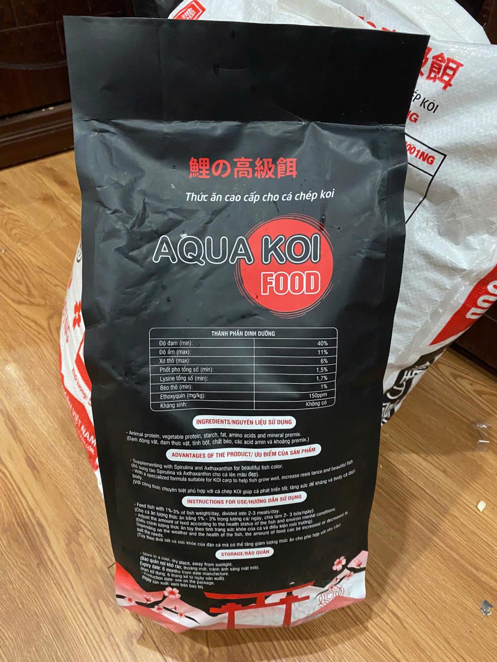 🔥 Đừng Để Cá Koi Của Bạn Phải Sống Với Thức Ăn Kém Chất Lượng – Chọn AquaKoi Hôm Nay! 🔥2585198