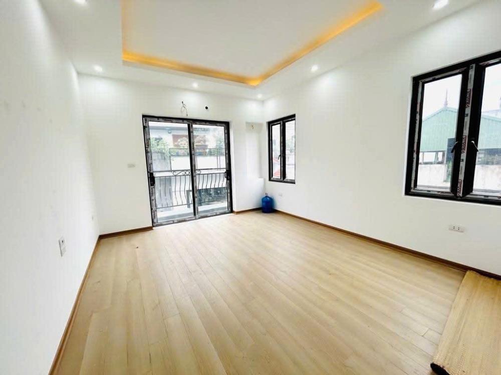 Cần cho thuê nhà nguyên căn ngõ Giáp Bát, Hoàng Mai 5 tầng, 40m2, 3 ngủ khép kín, 11 Triệu2447944