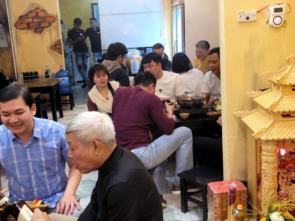 GIÁ TỐT – CHÍNH CHỦ SANG NHƯỢNG QUÁN ĂN KHU VỰC THANH XUÂN BẮC2418472
