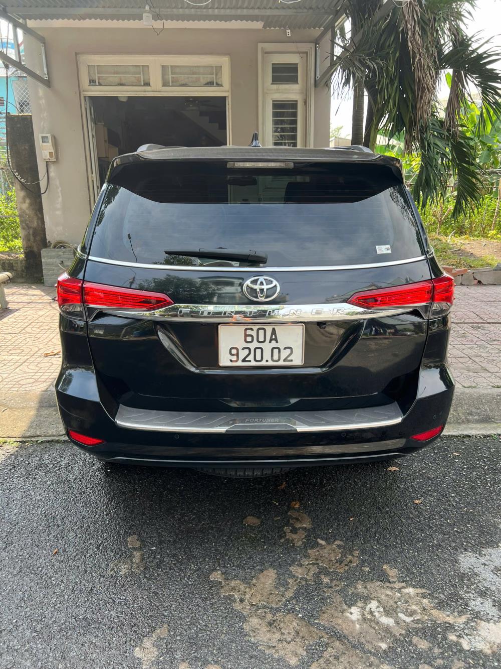Toyota Fortuner 2021 2.4AT 4x2 - 45000 km-930 triệu2493814