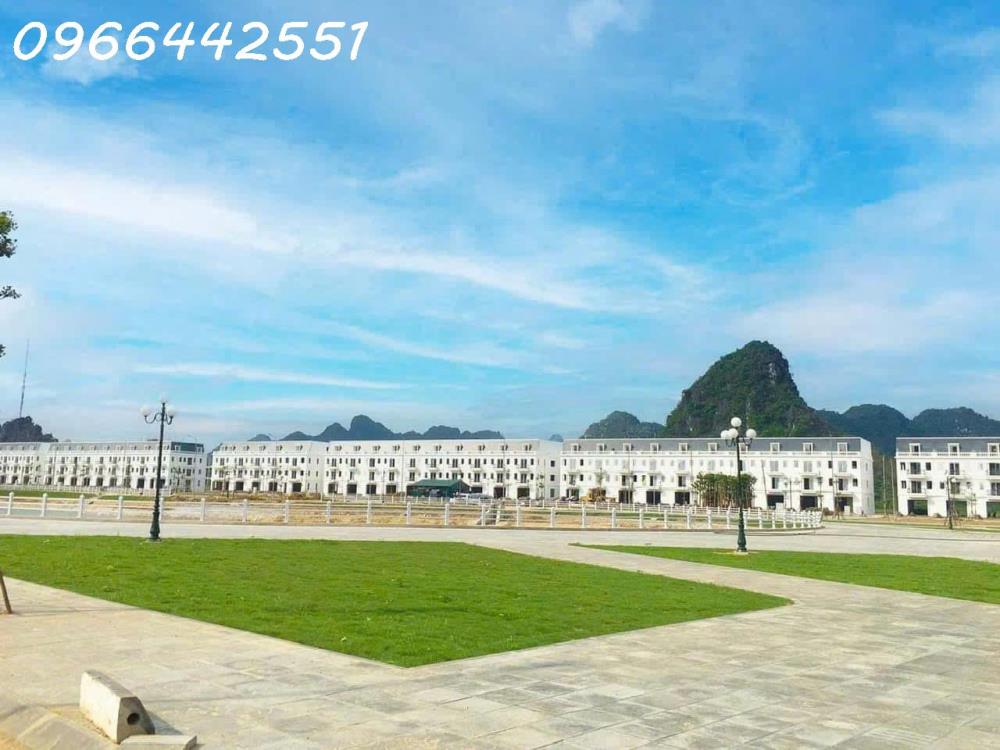 Bán căn Shophouse trung tâm thị trấn Hàng Trạm Yên Thủy sẵn sổ 138m VH 20m nhỉnh 6 tỷ2604838