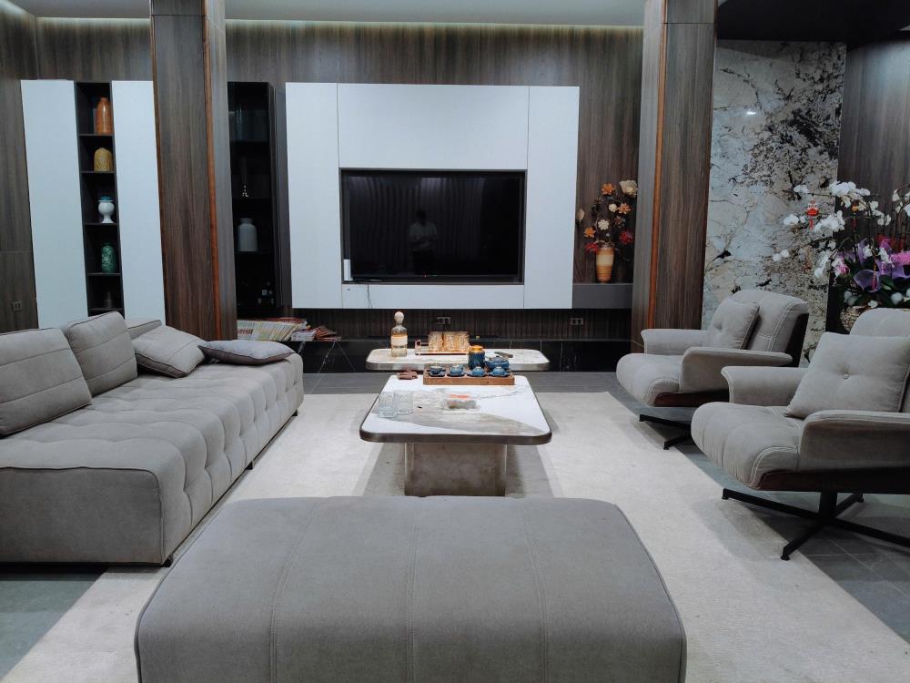 BIỆT THỰ ĐẲNG CẤP KĐT TÂN TÂY ĐÔ – 205M² – 3 TẦNG – FULL NỘI THẤT – MẶT TIỀN 12M – GIÁ CHỈ 33.9 TỶSÂN VƯỜN – BỂ CÁ KOI – THIẾT KẾ ĐẲNG CẤP – GARA Ô TÔ – VỊ TRÍ VÀNG – Ở LUÔN2613425