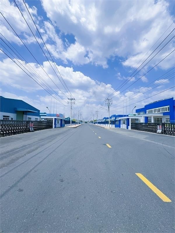 sẵn xưởng cho thuê, DT nhà xưởng đa dạng, phục vụ nhiều ngành nghề tại KCN Long Thành2402696