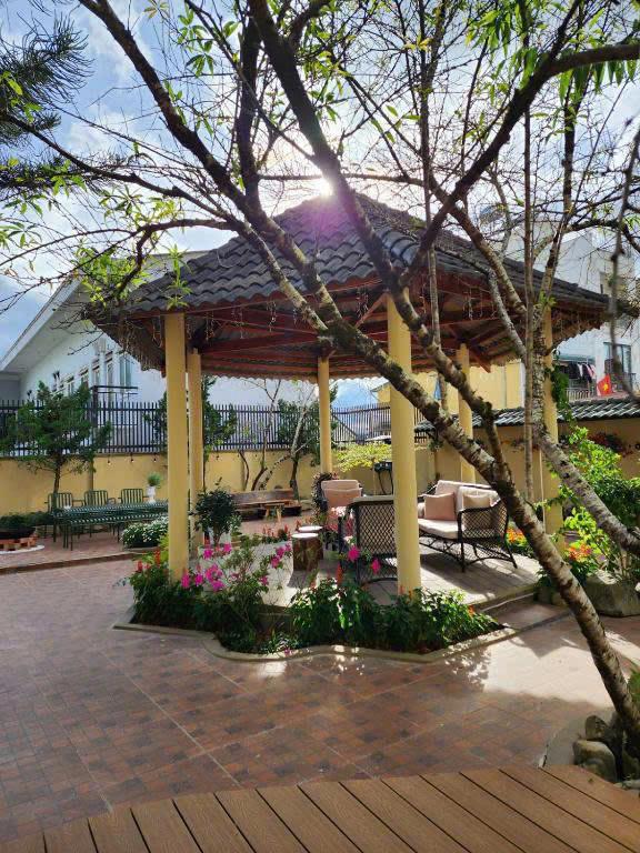 CHO THUÊ VILLA SÂN VƯỜN HÙNG VƯƠNG PHƯỜNG 9 TP ĐÀ LẠT 30TR/THÁNG2380156
