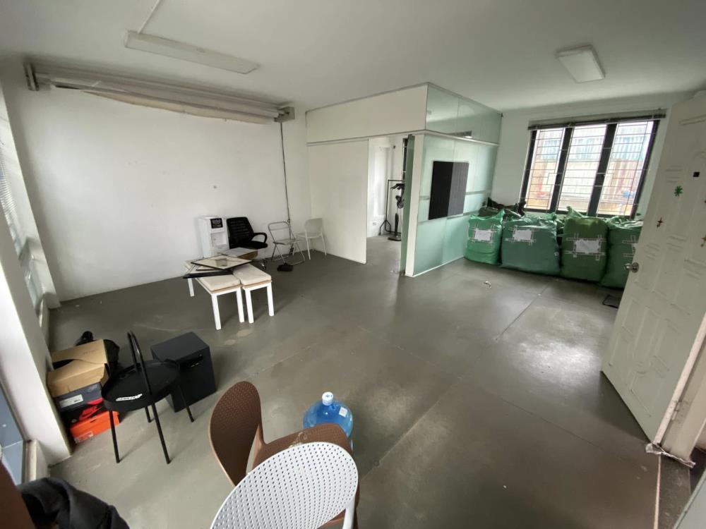 cho thuê nhà là VP, Spa 7 tầng Hoàng Ngọc Phách, 70m2, Thang Máy, Thông Sàn2427963